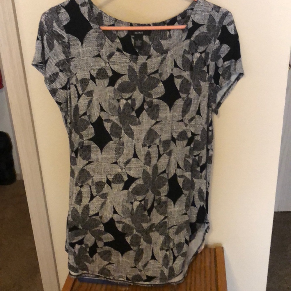Alfani Grey and Black Flower Pattern Shirt